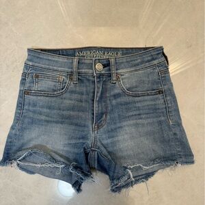 American Eagle Size 2 Super Super Stretch Hi-rise Shortie Denim Shorts